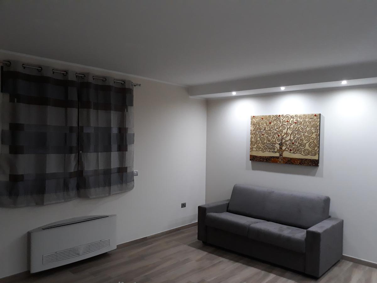 Af Service B&B Mesagne Bagian luar foto