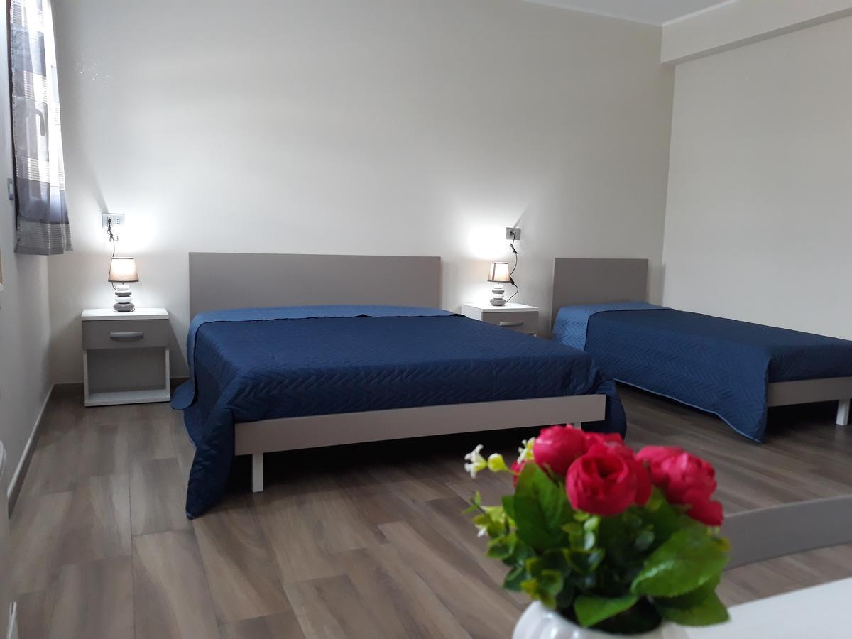 Af Service B&B Mesagne Bagian luar foto