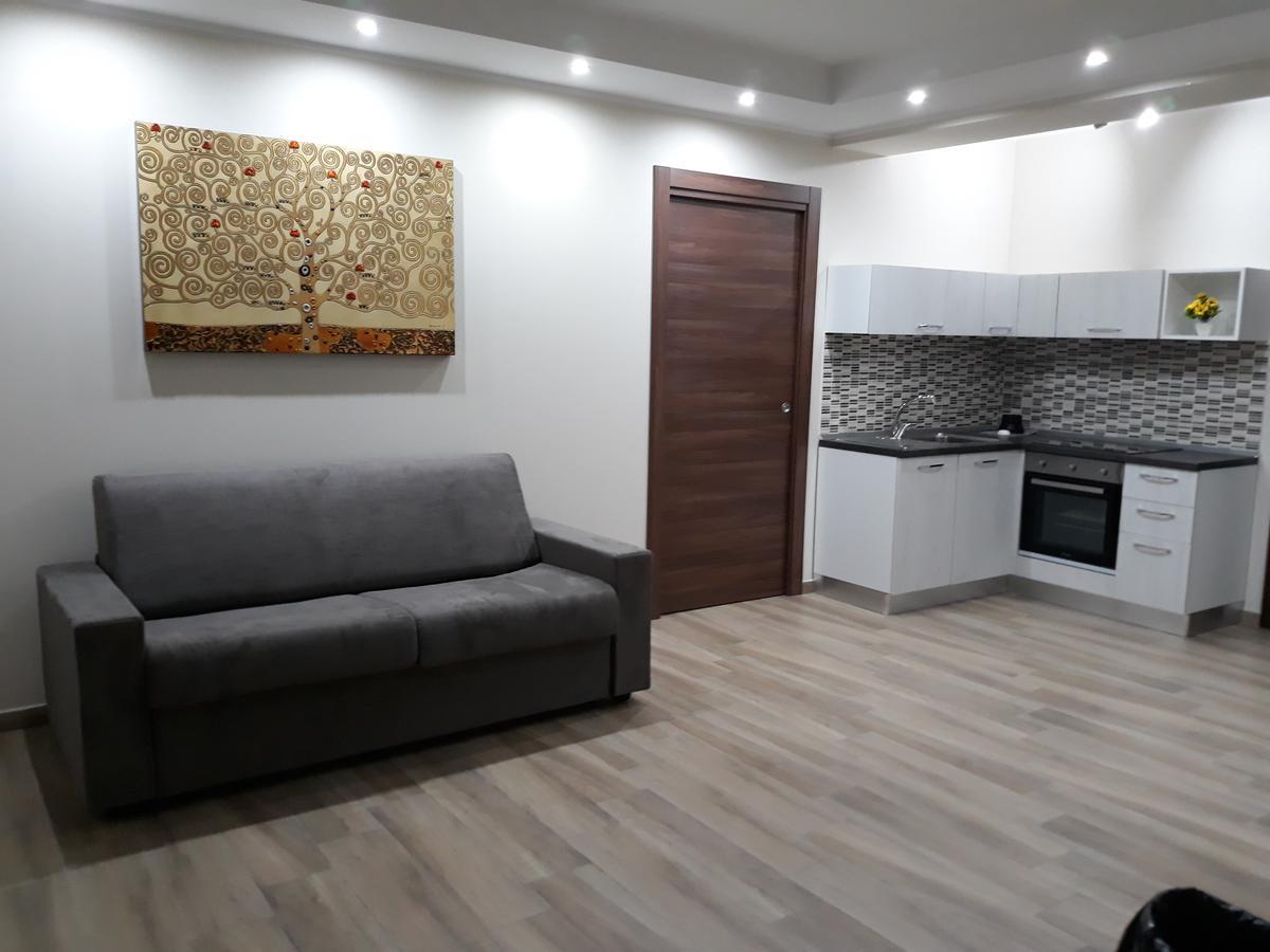 Af Service B&B Mesagne Bagian luar foto