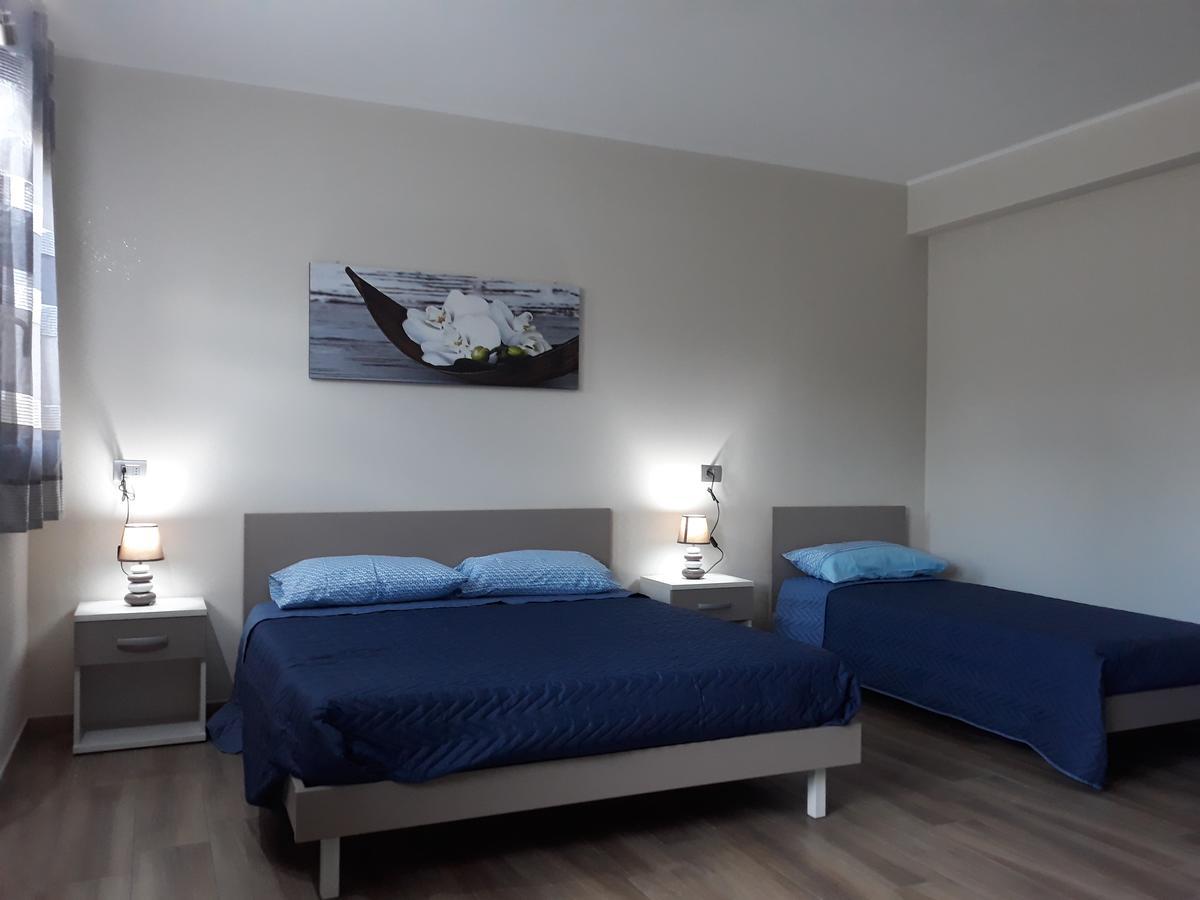Af Service B&B Mesagne Bagian luar foto
